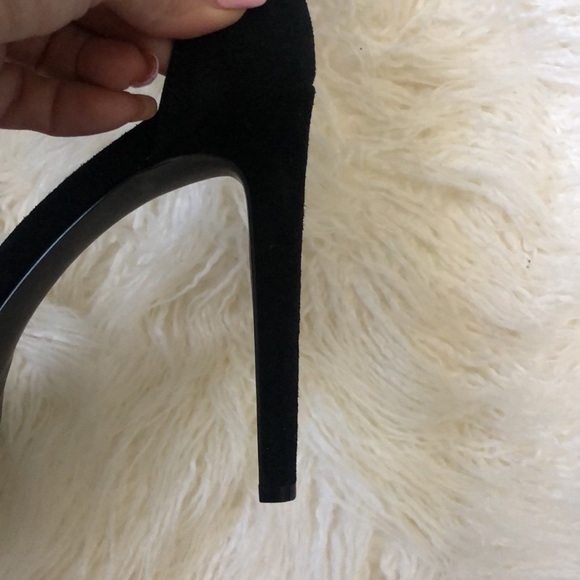 Steve Madden Circuit Black Suede Leather Ankle Strap Heels - Picture 5 of 9